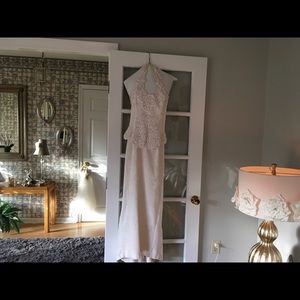 Vintage wedding dress